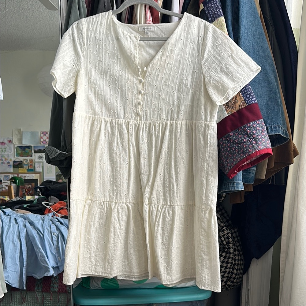 Madewell Embroidered White Eyelet Tiered Dress
Button Front